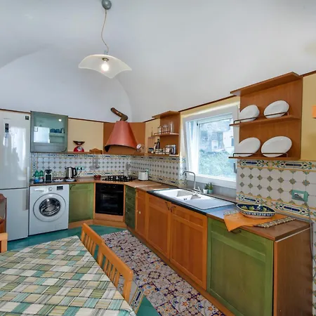 Apartmán Amalpha Domus 100 Sqm With Ac Wifi And Balcony - 3rd Floor, 50 Steps In The Building Amalfi