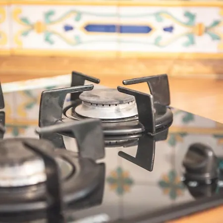 Amalpha Domus 100 Sqm With Ac Wifi And Balcony - 3rd Floor, 50 Steps In The Building Apartment