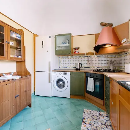 Amalpha Domus 100 Sqm With Ac Wifi And Balcony - 3rd Floor, 50 Steps In The Building * Amalfi