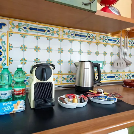 Amalpha Domus 100 Sqm With Ac Wifi And Balcony - 3rd Floor, 50 Steps In The Building Apartment